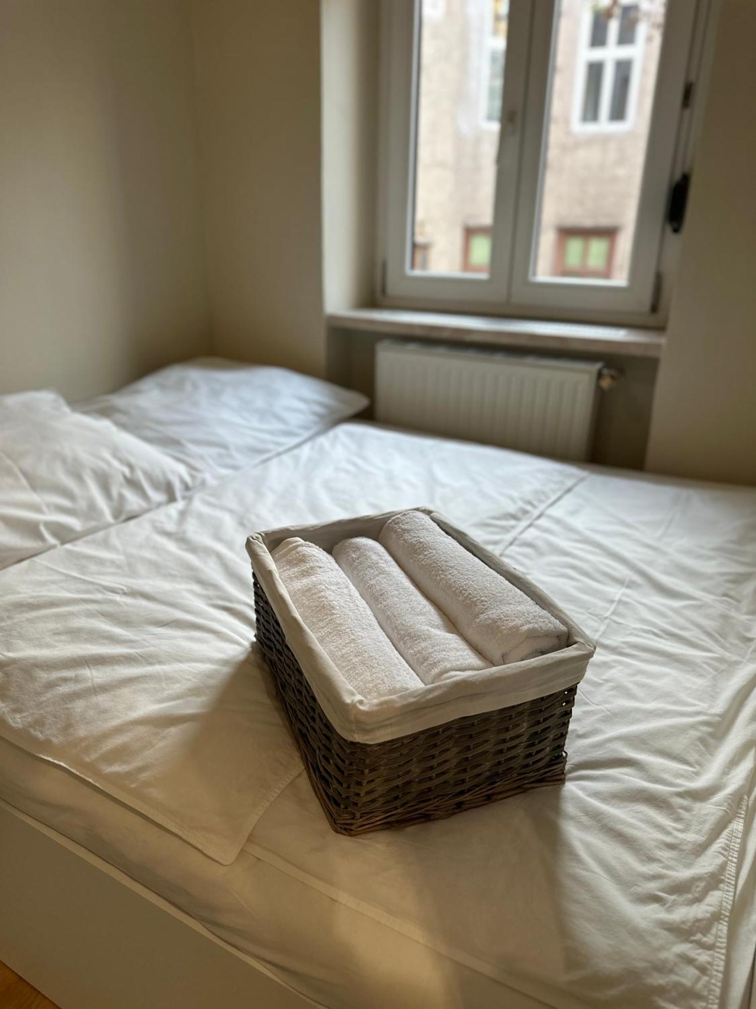 Charmante Zentral Gelegene Wohnung Вена Экстерьер фото